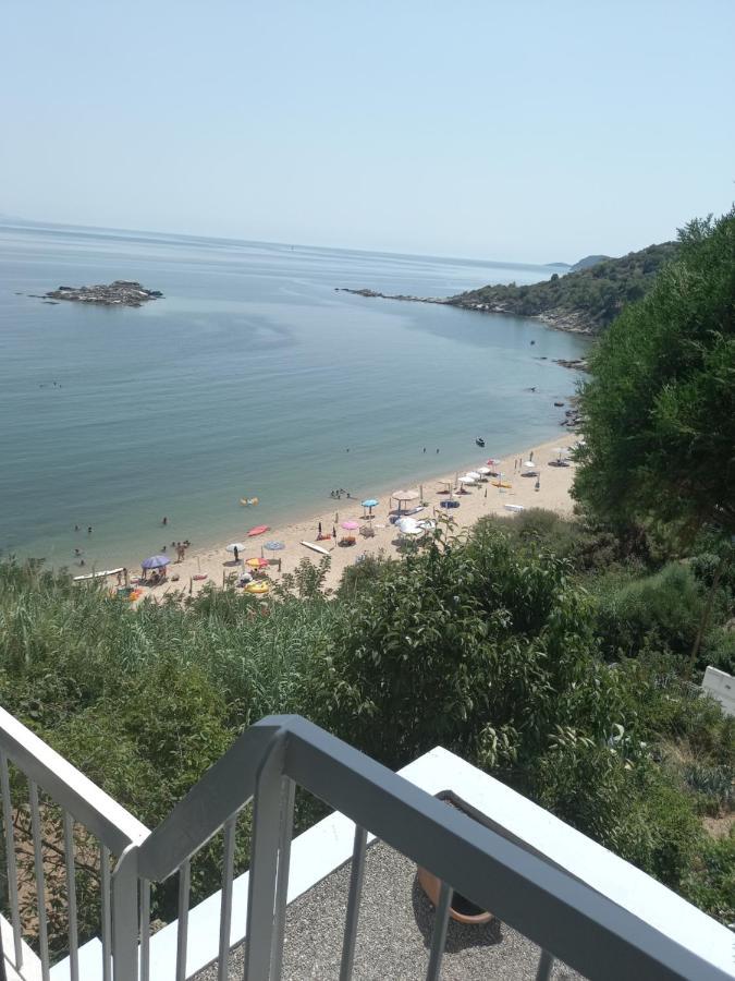 Balcony By The Sea Apartment ปาเลออน ซิฟลิคิออน ภายนอก รูปภาพ