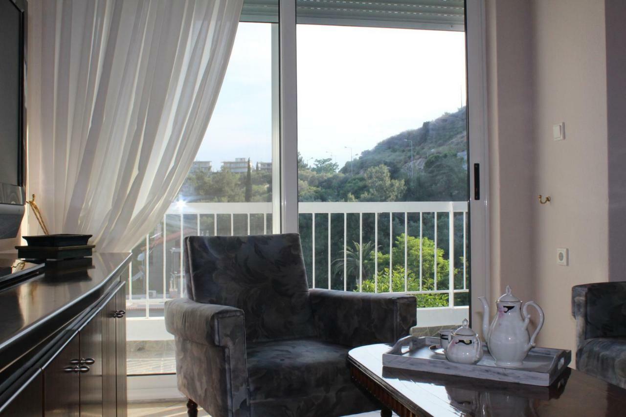 Balcony By The Sea Apartment ปาเลออน ซิฟลิคิออน ภายนอก รูปภาพ